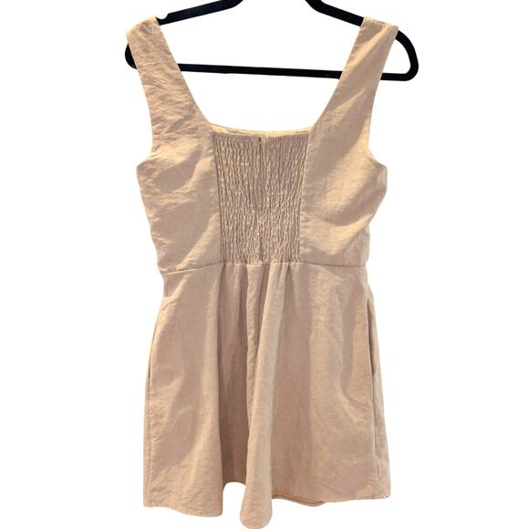 Kirious Los Angeles Beige Sleeveless Mini Dress Square Neck Textured Size Medium - Picture 2 of 6